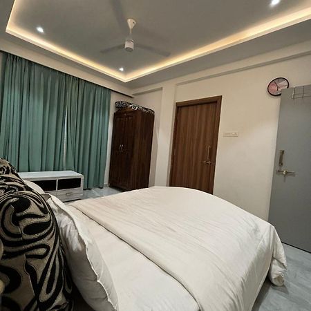 Ll Golden Leaf Ll 3Bhk Ll Ac Ll Villa โลนาวาลา ภายนอก รูปภาพ