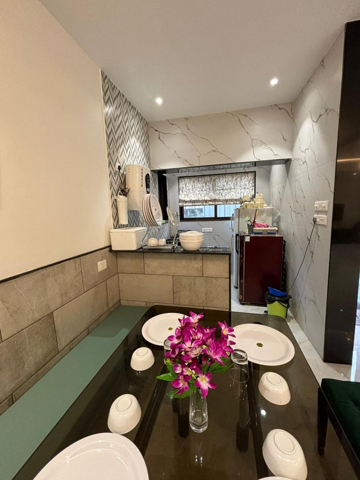 Ll Golden Leaf Ll 3Bhk Ll Ac Ll Villa โลนาวาลา ภายนอก รูปภาพ